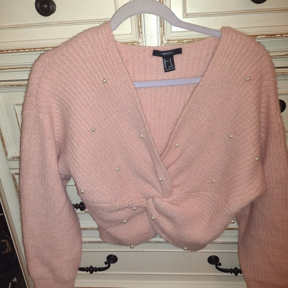 Fuzzy pink sweater belly peep faux pearl detail M